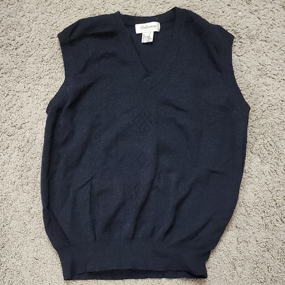 Delicacy | Dark Navy Blue V-Neck Sweater Vest | Argyle Knit | Size L | Vintage